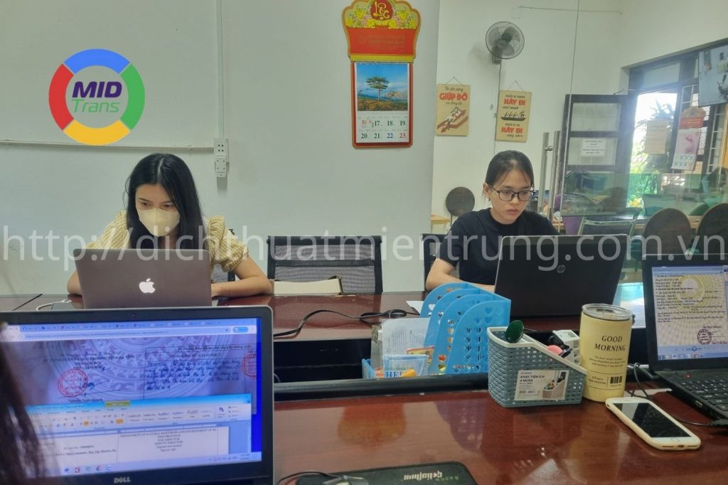 Văn phòng làm việc chuyên nghiệp của Dịch thuật Miền Trung.
