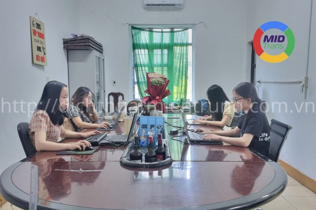 Văn phòng làm việc chuyên nghiệp của Dịch thuật Miền Trung.